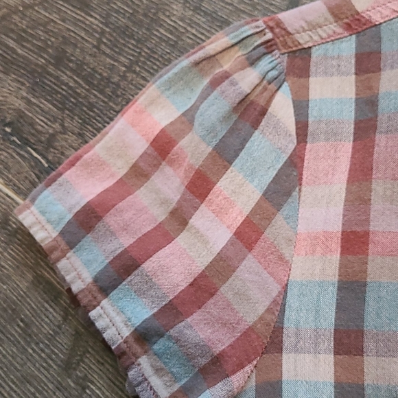 BDG Urban Outfitters Plaid Woven Button Down M - Picture 7 of 7